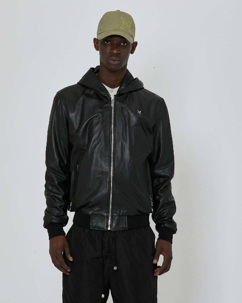 John Richmond Bomber in pelle con cappuccio In Vendita