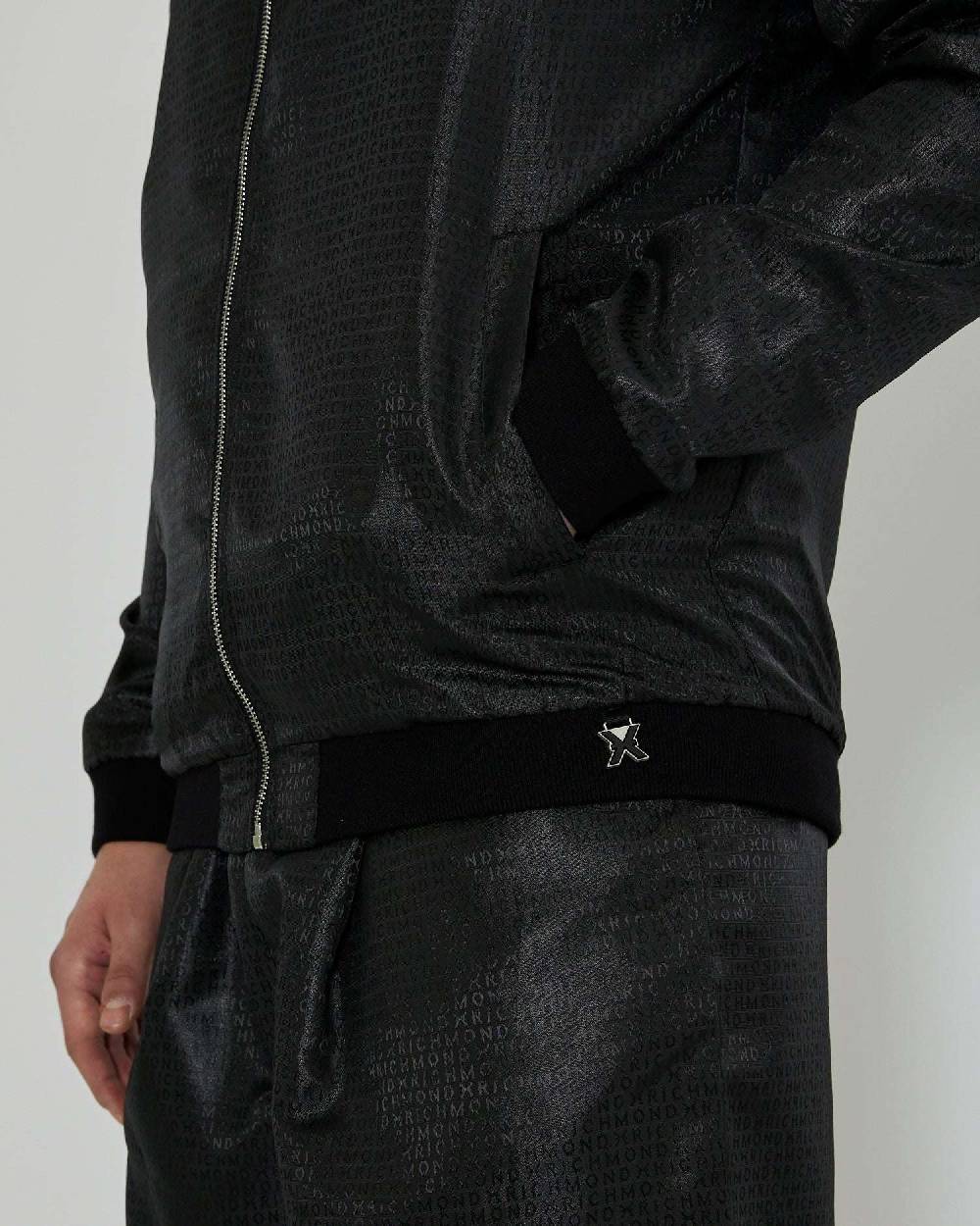John Richmond Bomber con trama decorativa Offerte