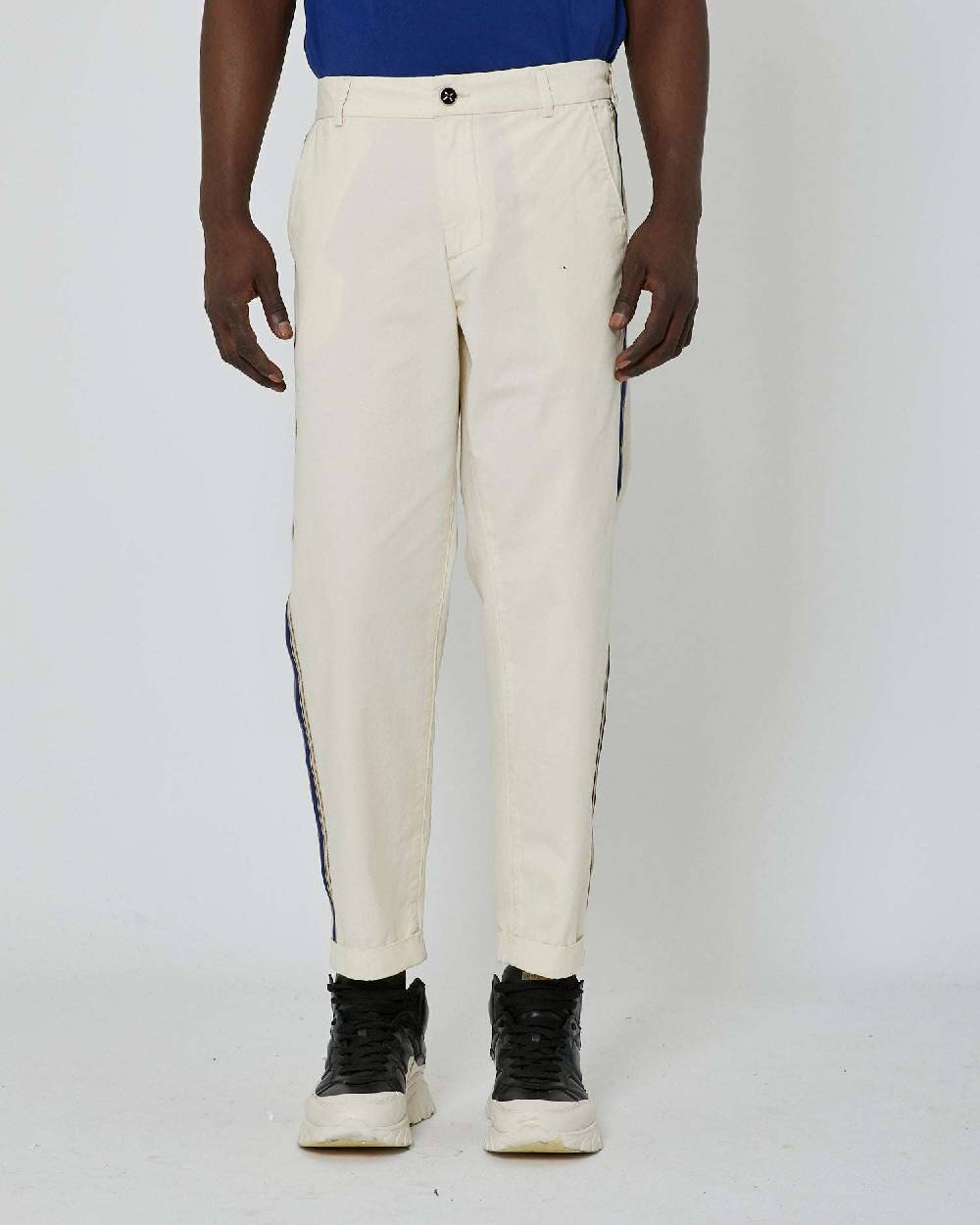 John Richmond Pantaloni slim fit con bande laterali Promozione Limitata