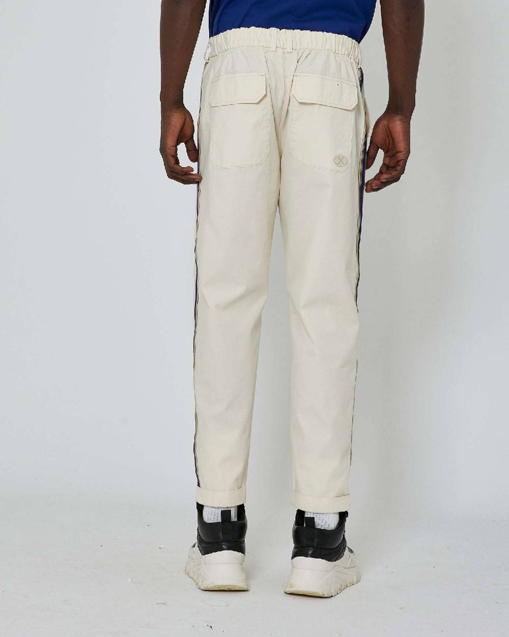 John Richmond Pantaloni slim fit con bande laterali Promozione Limitata