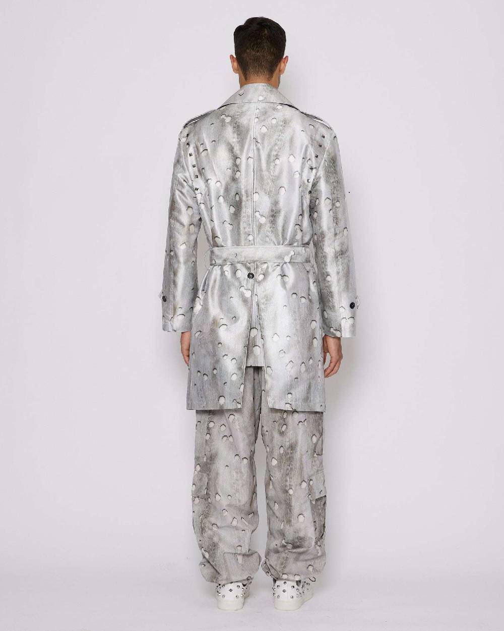 John Richmond Trench con motivo ton sur tone Vendite Flash