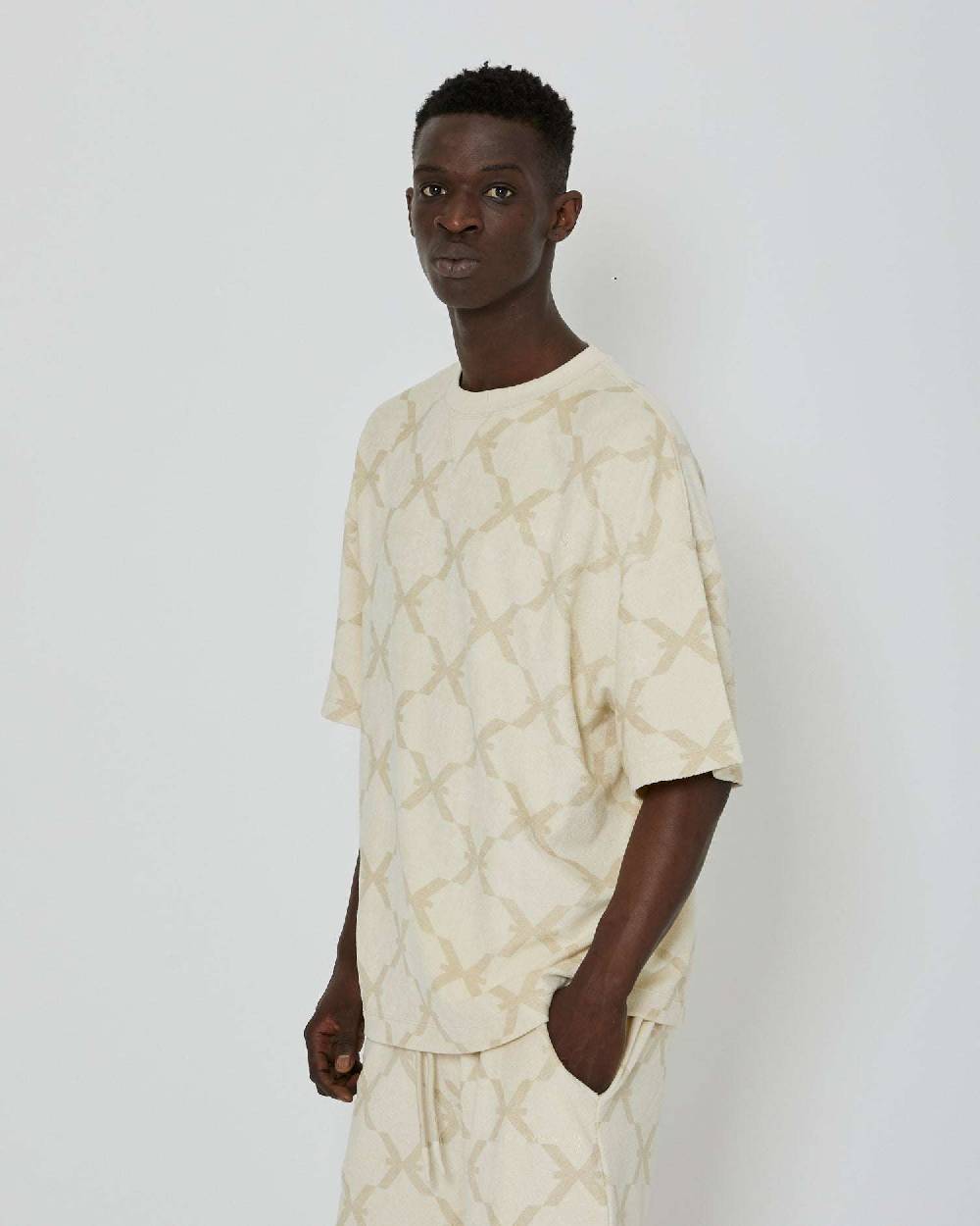 John Richmond T-shirt over con pattern ton sur ton Prezzo Ridotto