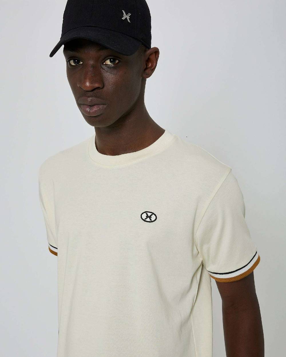 John Richmond T-shirt regolare con logo a contrasto sul davanti Economico