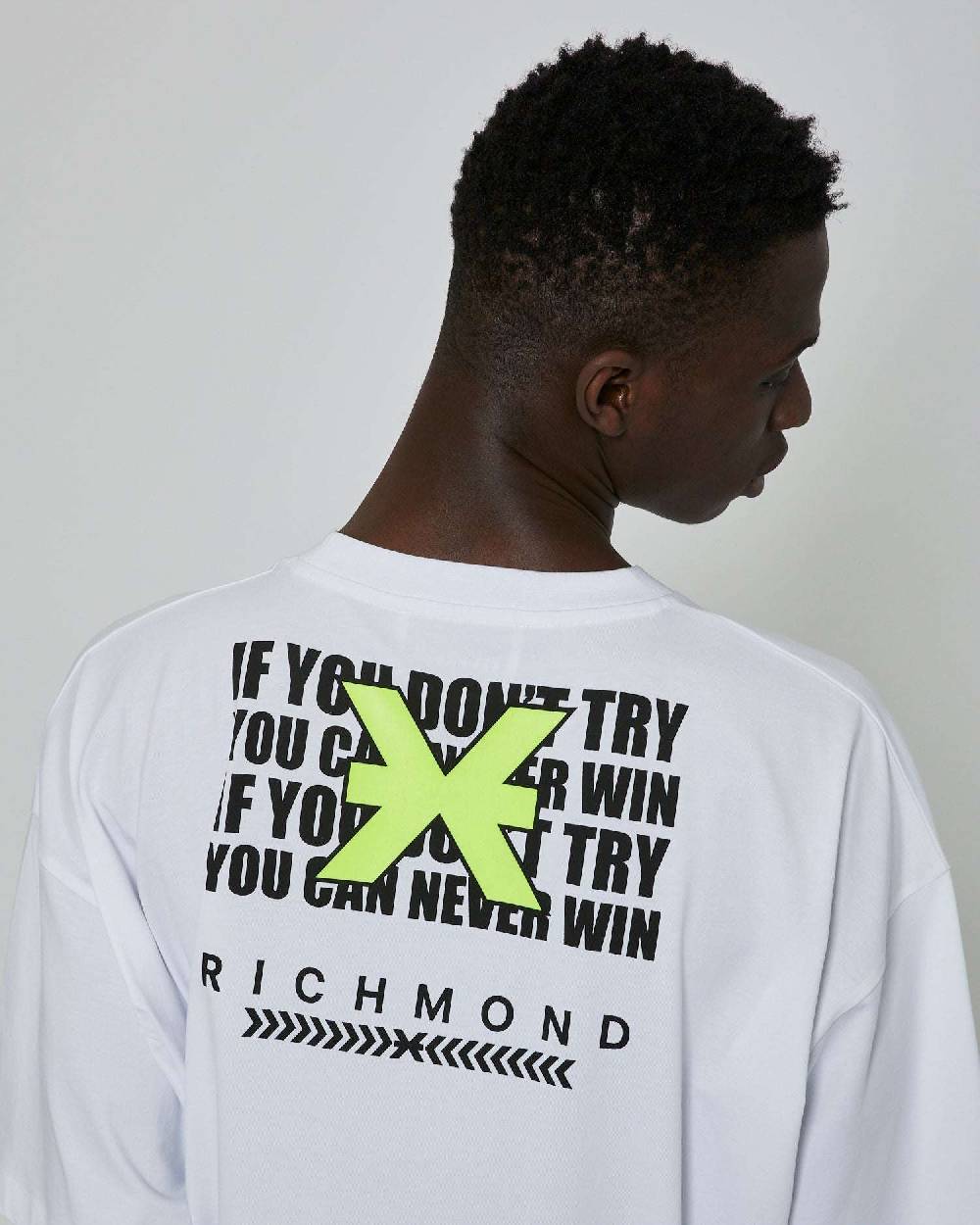 John Richmond T-shirt over con stampa ricamata sul retro Offerta Giorno del Papà
