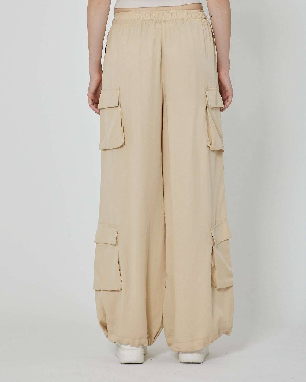 John Richmond Pantaloni morbidi Fino Al -60%