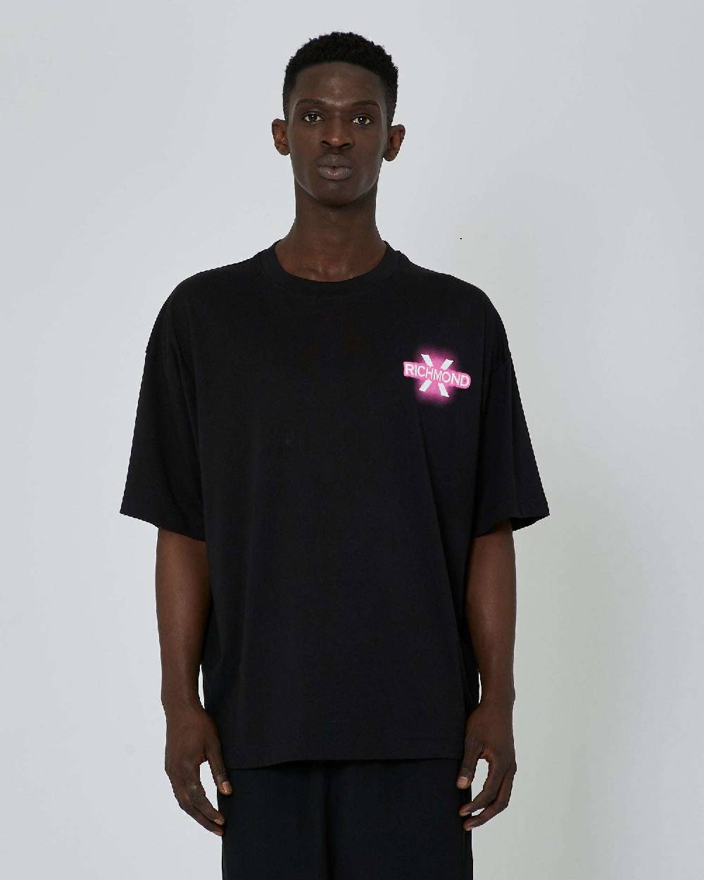 John Richmond T-shirt con grafica applicata sul retro e logo impresso sul davanti Italy