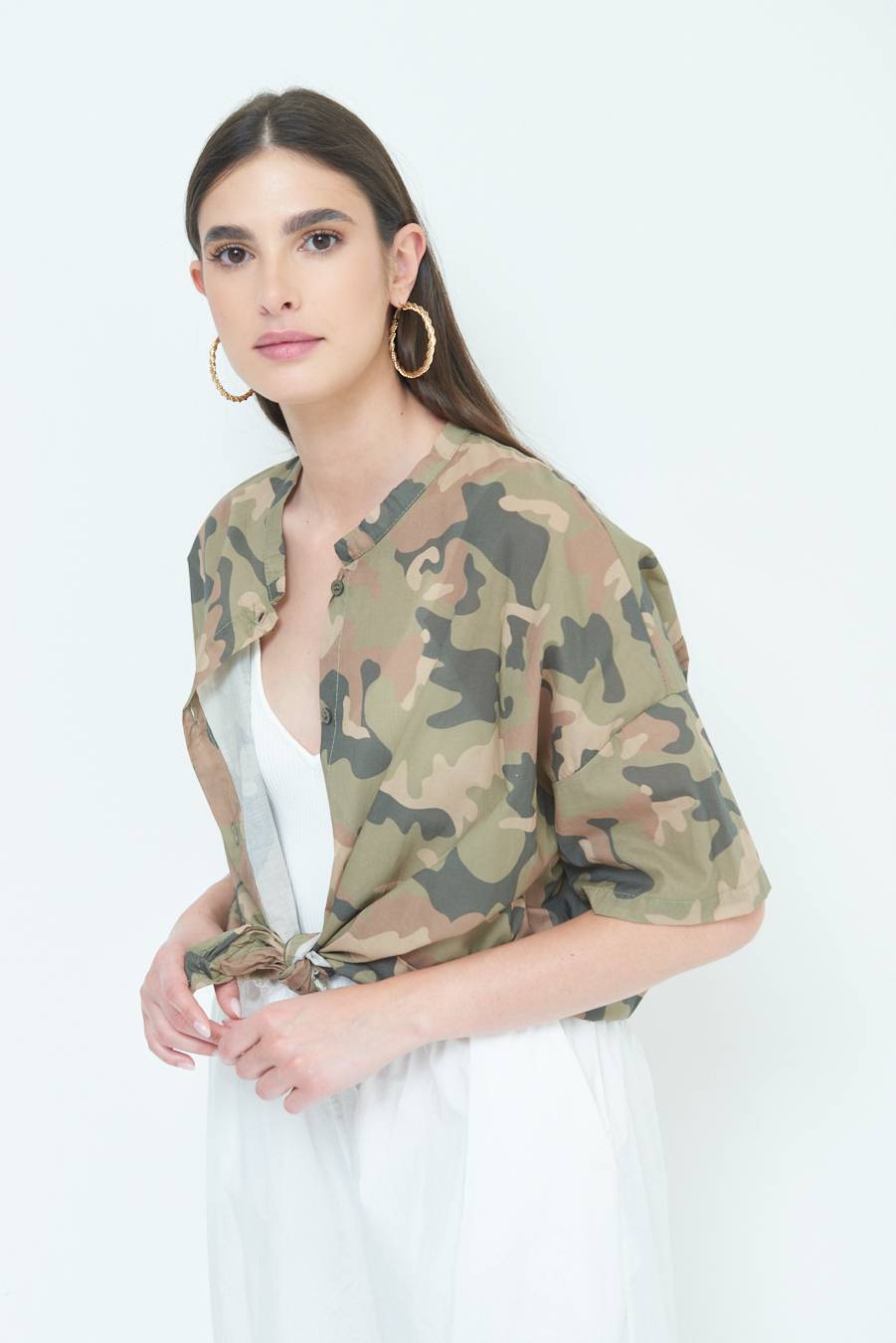 Kikisix CAMICIA CON NODO CAMOUFLAGE VERDE MILITARE Sconto