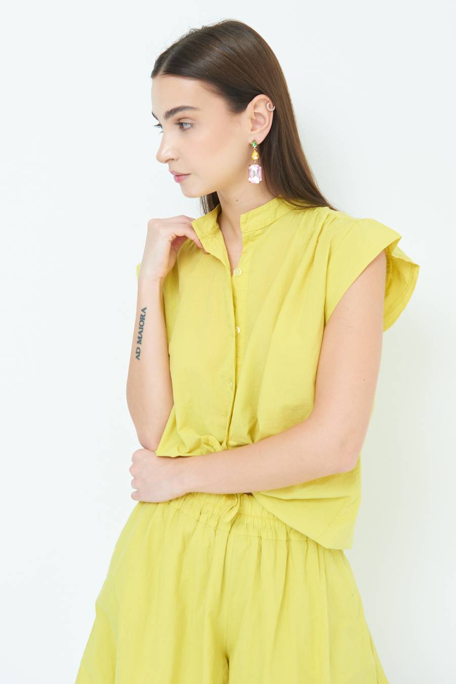Kikisix CAMICIA SMANICATA CON NODO LIMONE Offerta