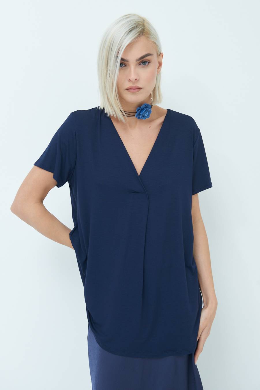 Kikisix MAGLIA VISCOSA MANICA CORTA BLU Vendita Calda