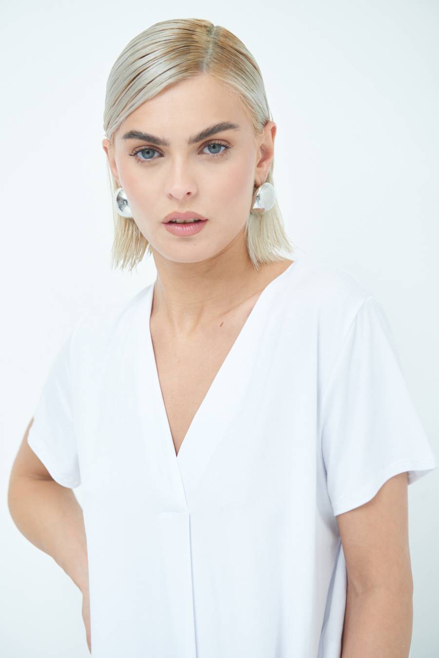 Kikisix MAGLIA VISCOSA MANICA CORTA BIANCO Saldi Di Fabbrica