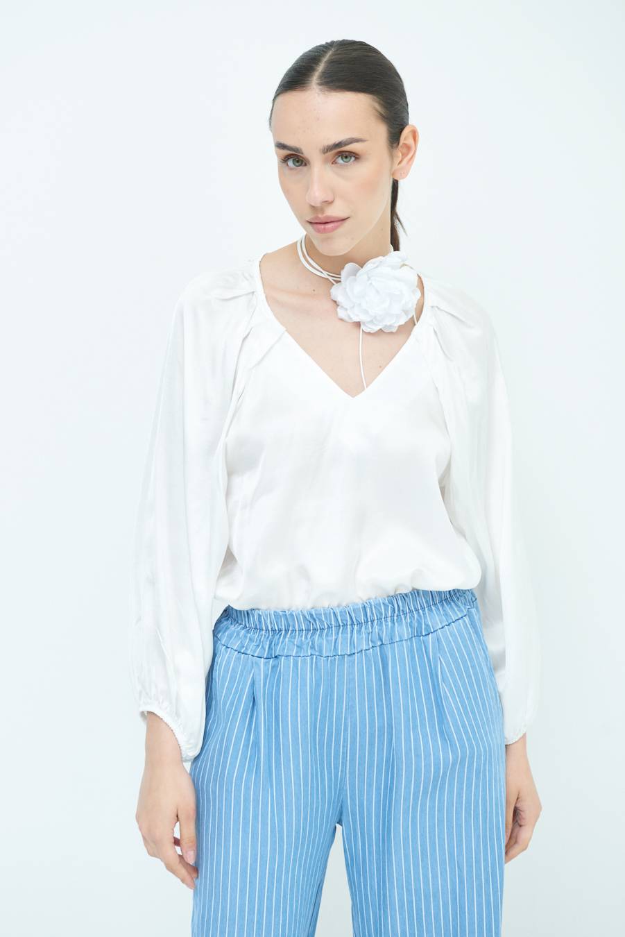 Kikisix CASACCA SCOLLO V RASO VISCOSA BURRO Fino Al -60%