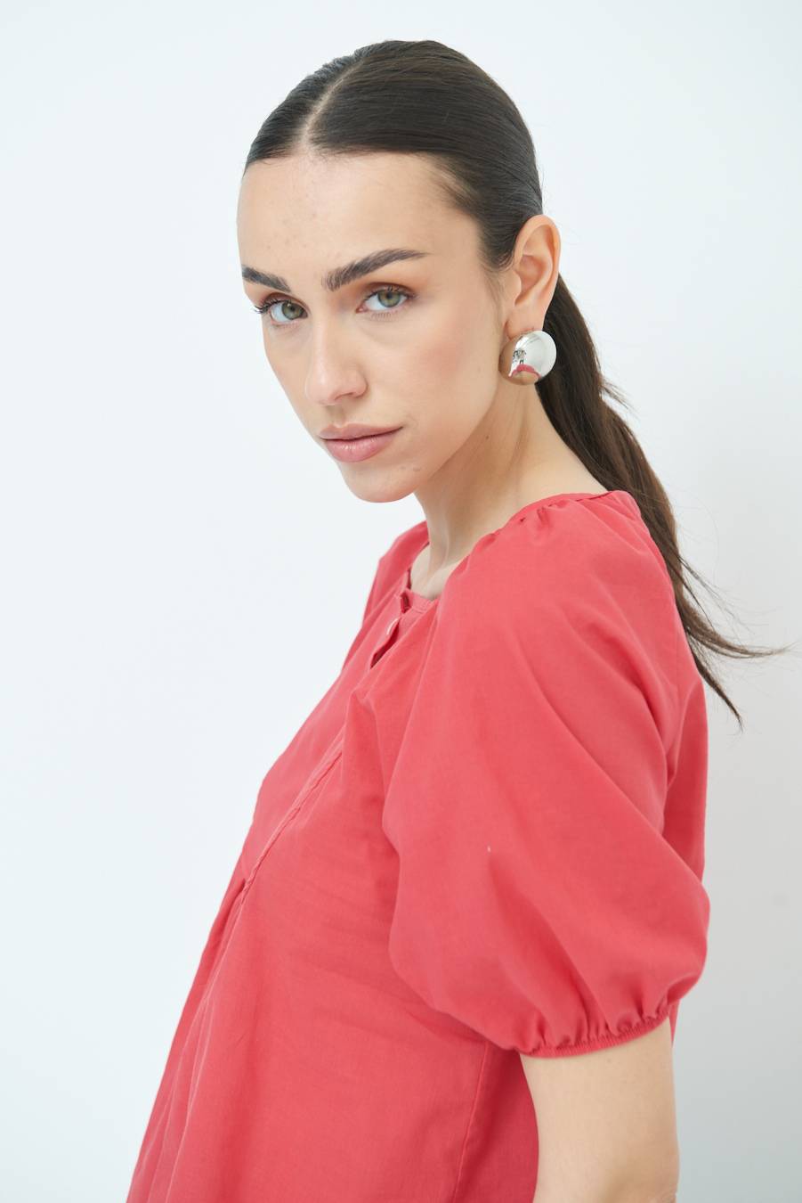Kikisix CAMICIA CON BOTTONCINI DAV. COTONE ROSSO Sconto