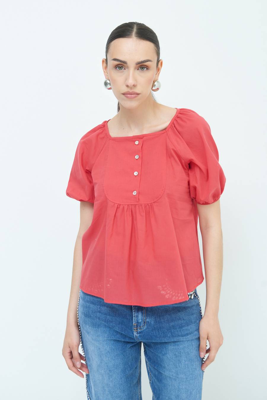 Kikisix CAMICIA CON BOTTONCINI DAV. COTONE ROSSO Sconto