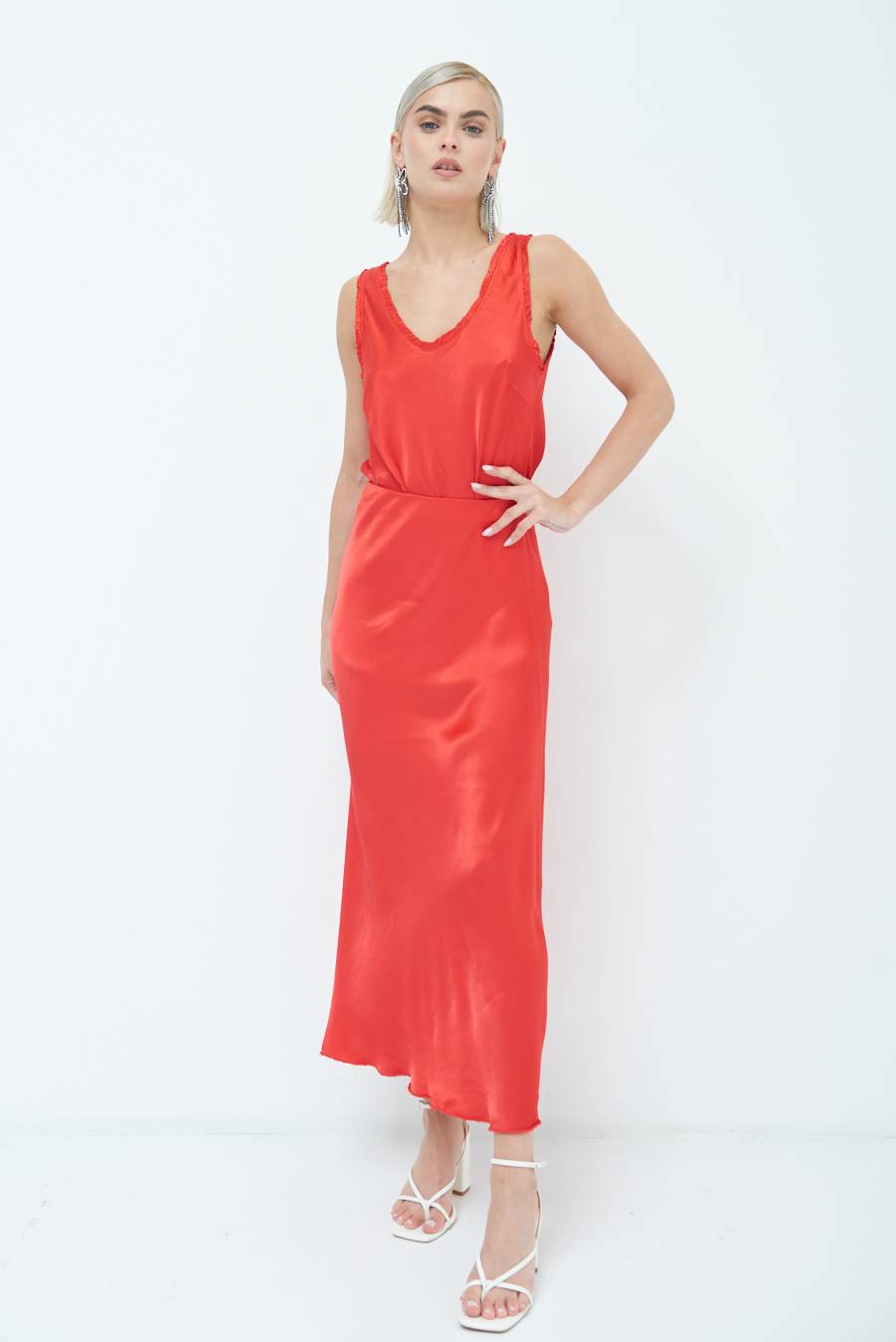 Kikisix GONNA RASO VISCOSA ROSSO Sconto