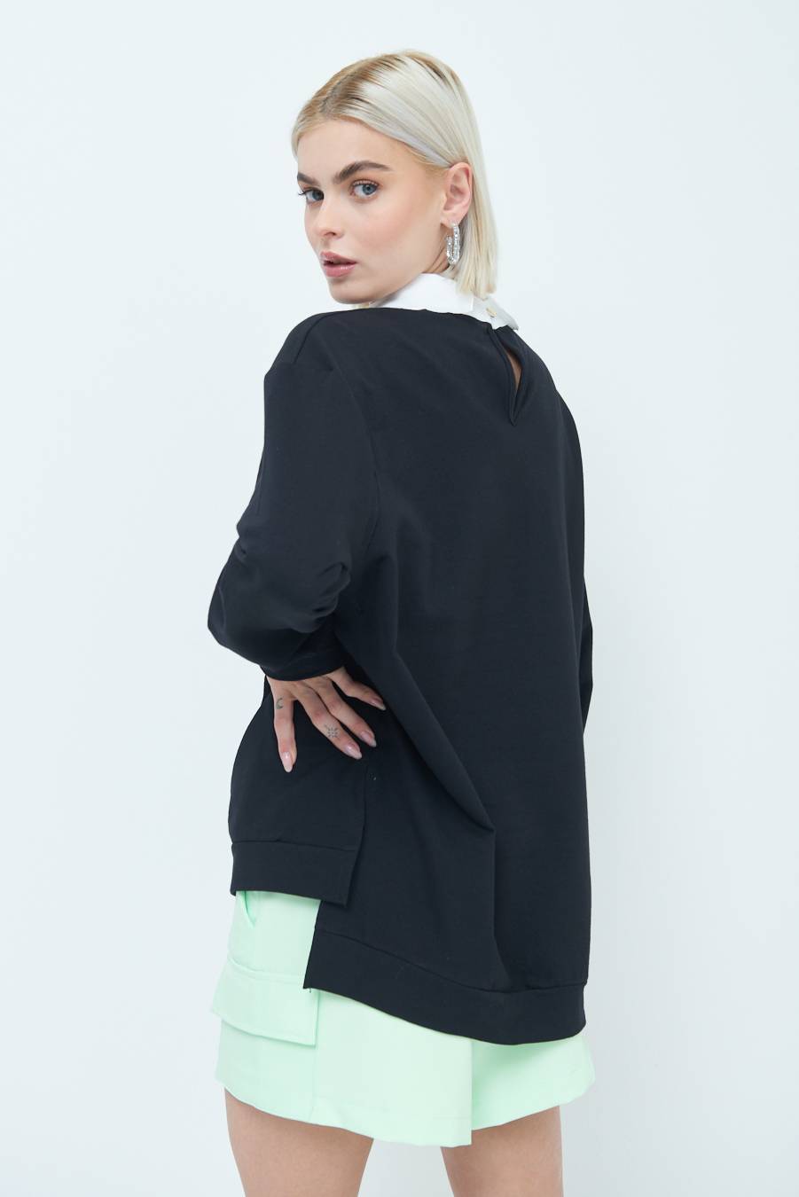 Kikisix FELPA CON COLLETTO CON STRASS NERO Italia