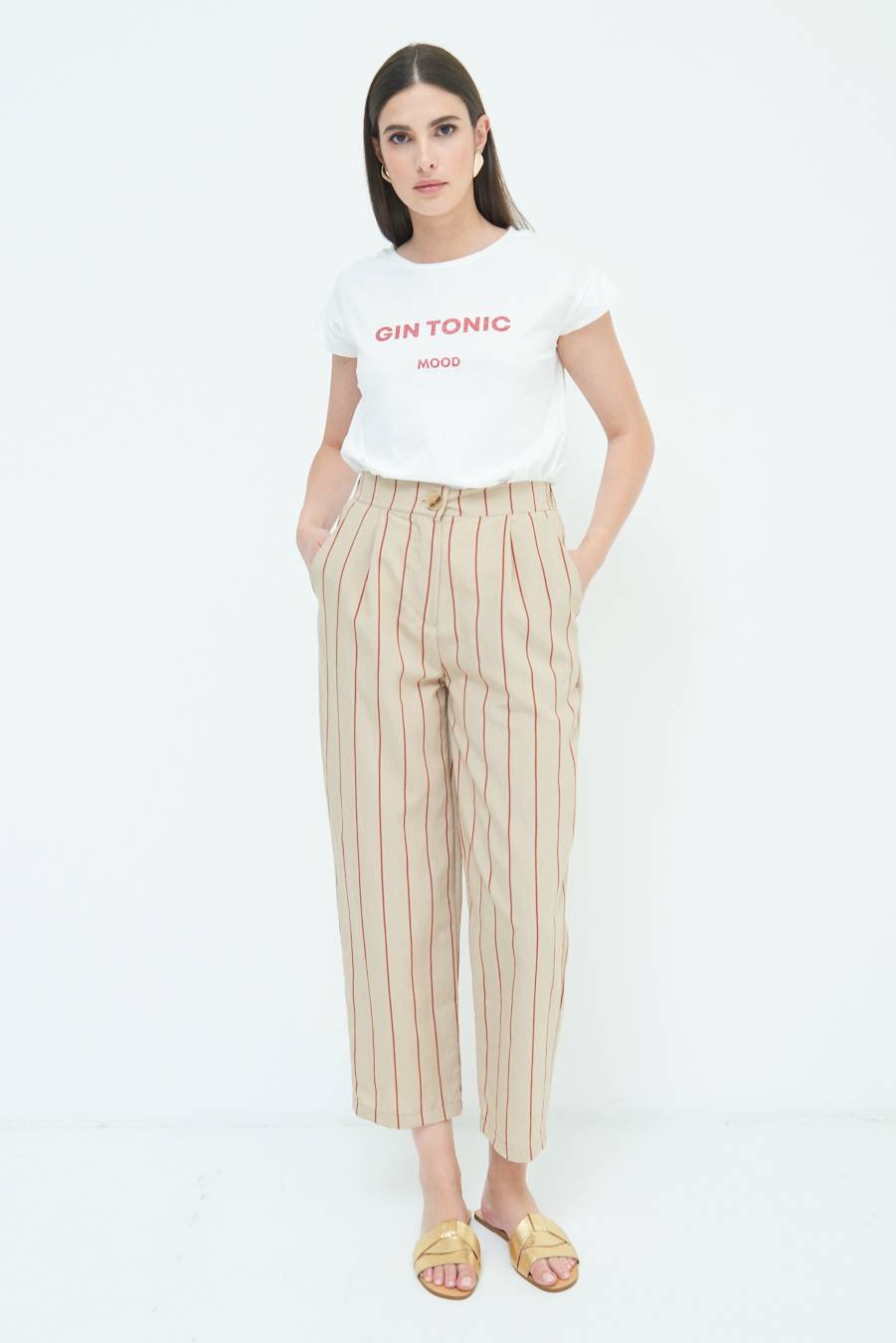 Kikisix PANTALONE CARROT CON PINCE BEIGE Fino Al -60%