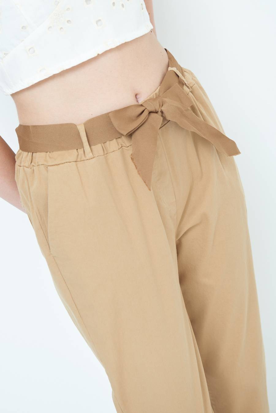 Kikisix PANTALONE DRITTO CON RISVOLTO CAMMELLO Prezzo Ridotto