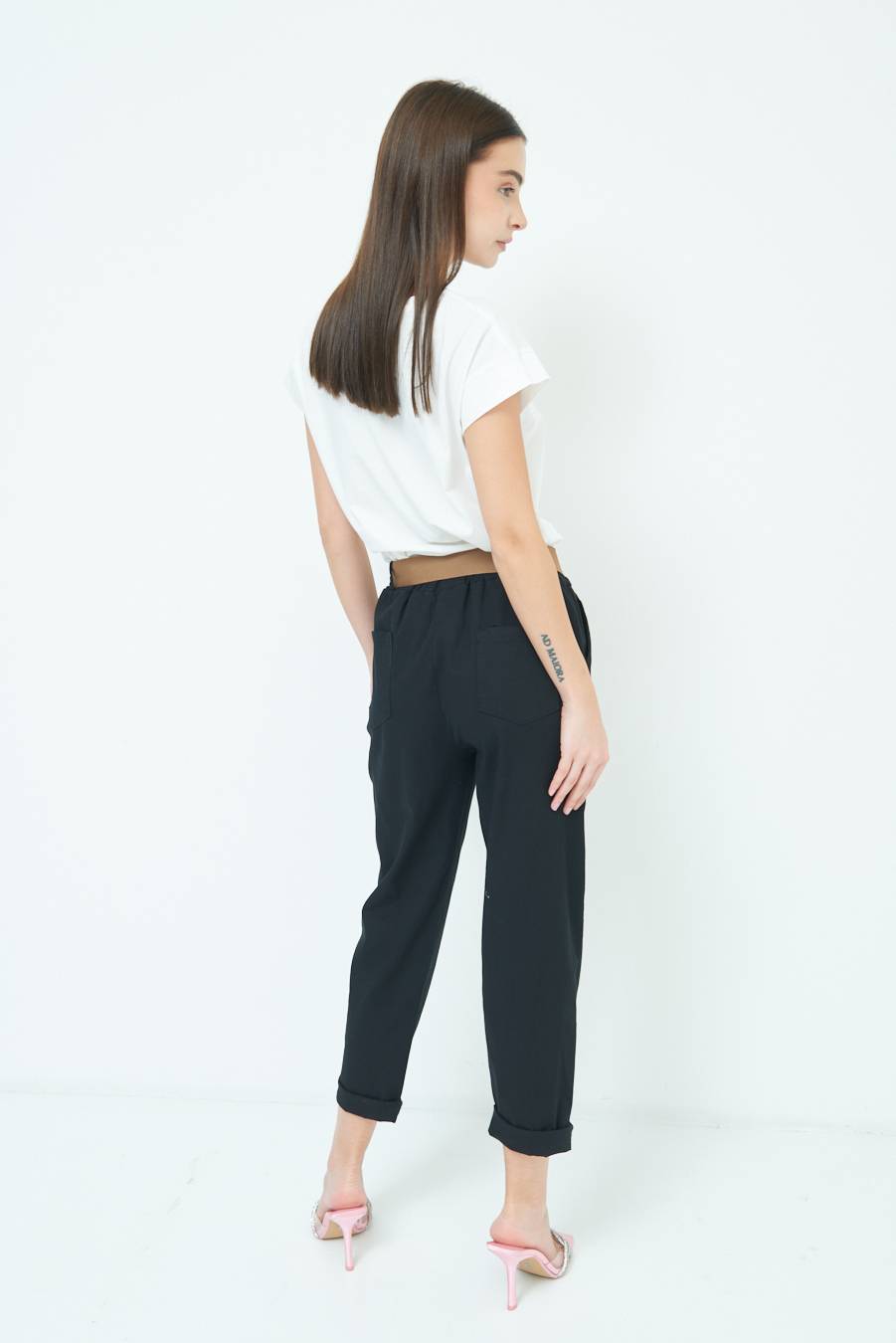 Kikisix PANTALONE DRITTO CON RISVOLTO NERO Convenienza