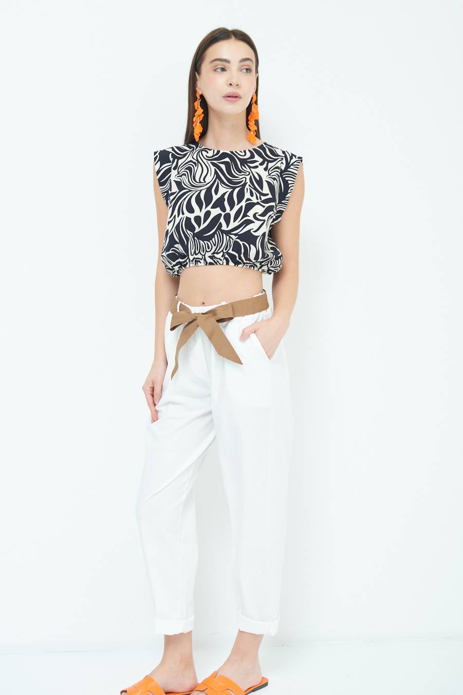 Kikisix PANTALONE DRITTO CON RISVOLTO BIANCO Novità