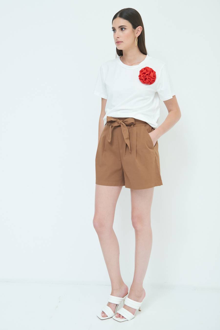 Kikisix SHORT CON CINTURA FASCIA TABACCO 2025