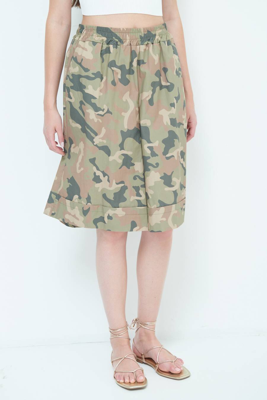 Kikisix BERMUDA CON BALZA CAMOUFLAGE VERDE MILITARE Italia