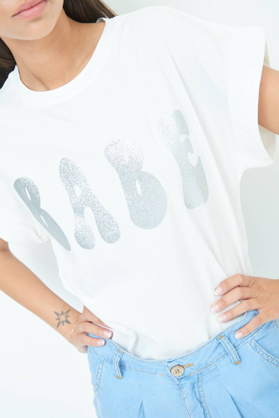 Kikisix T-SHIRT "BABE" ARGENTO Qualità Garantita