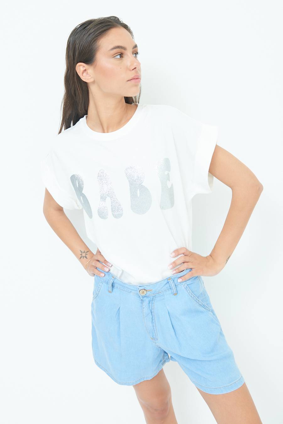 Kikisix T-SHIRT "BABE" ARGENTO Qualità Garantita