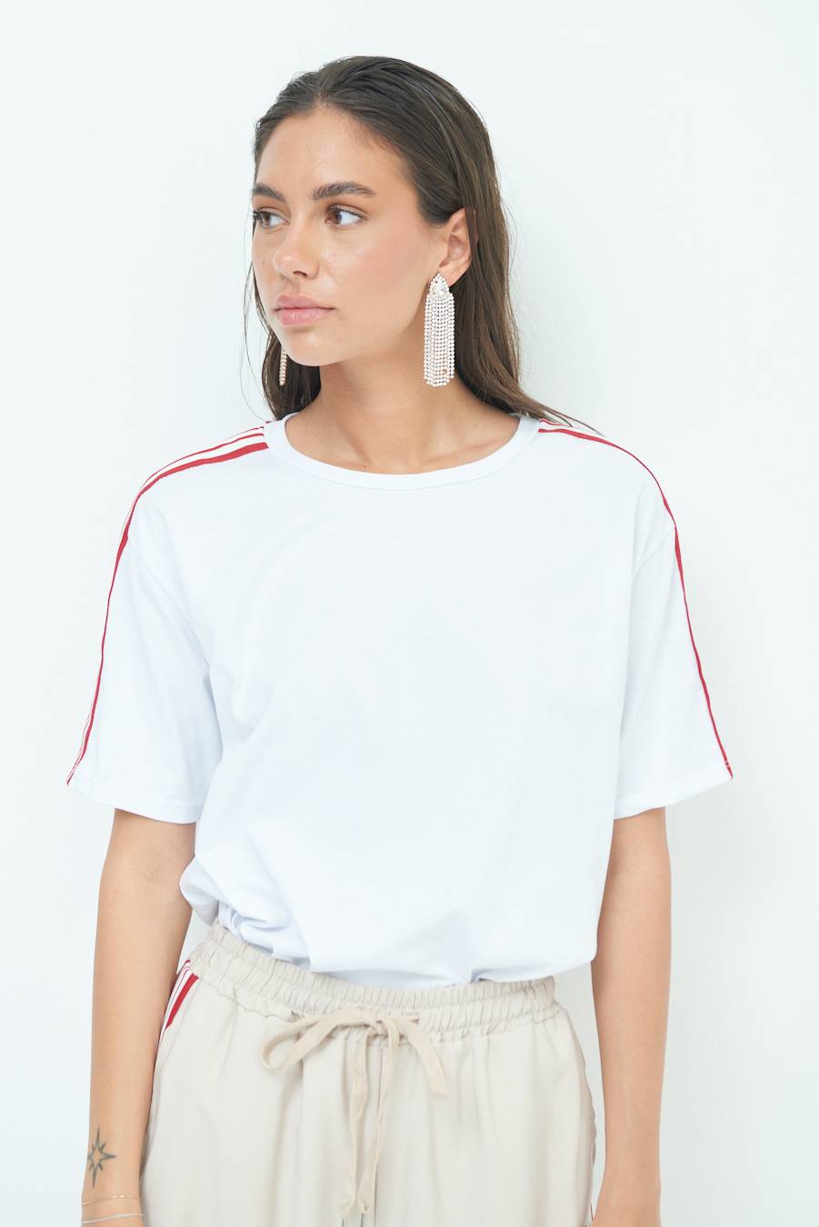 Kikisix T-SHIRT OVER CON COSTINA ROSSO Negozi Online