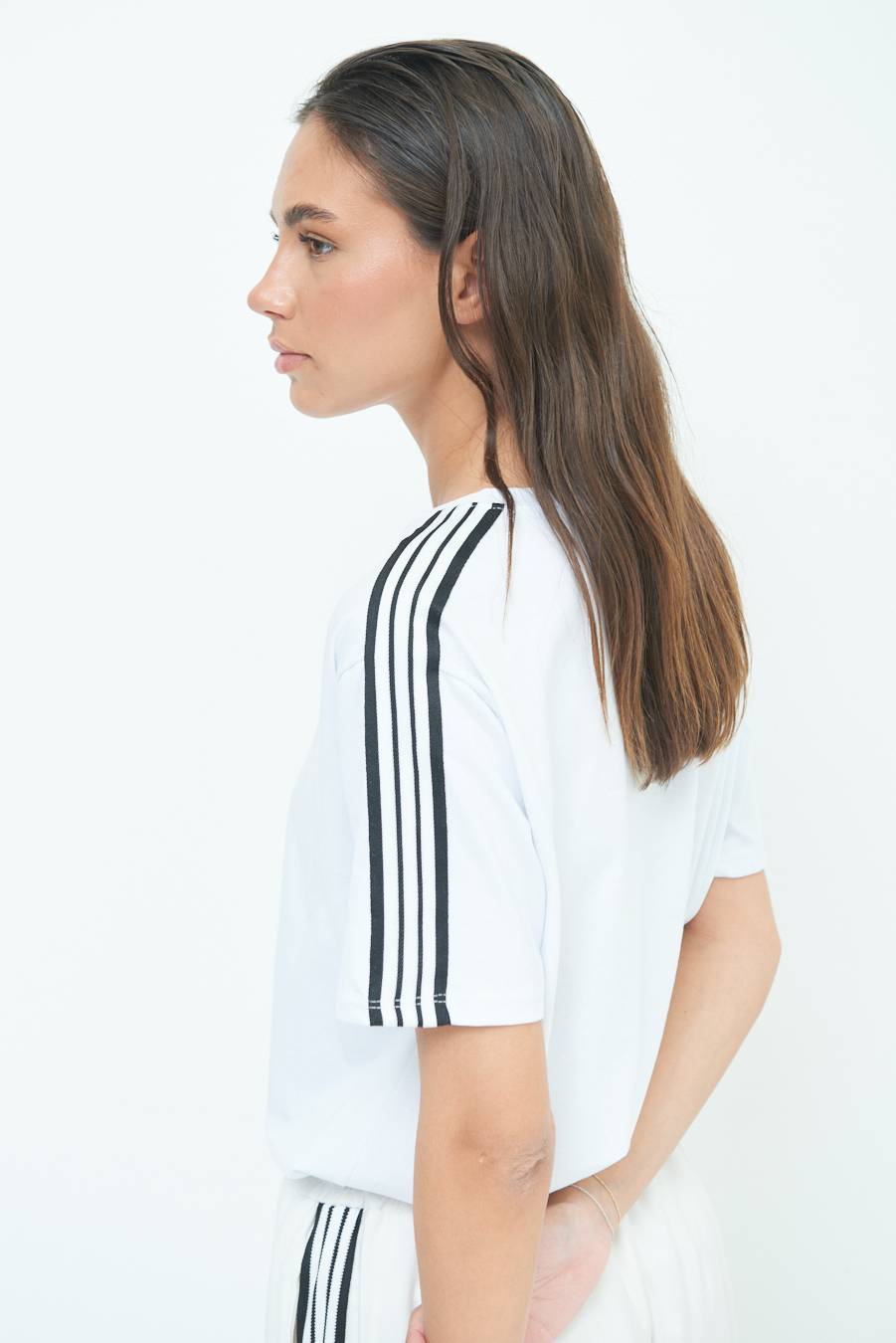 Kikisix T-SHIRT OVER CON COSTINA NERO Acquista Ora