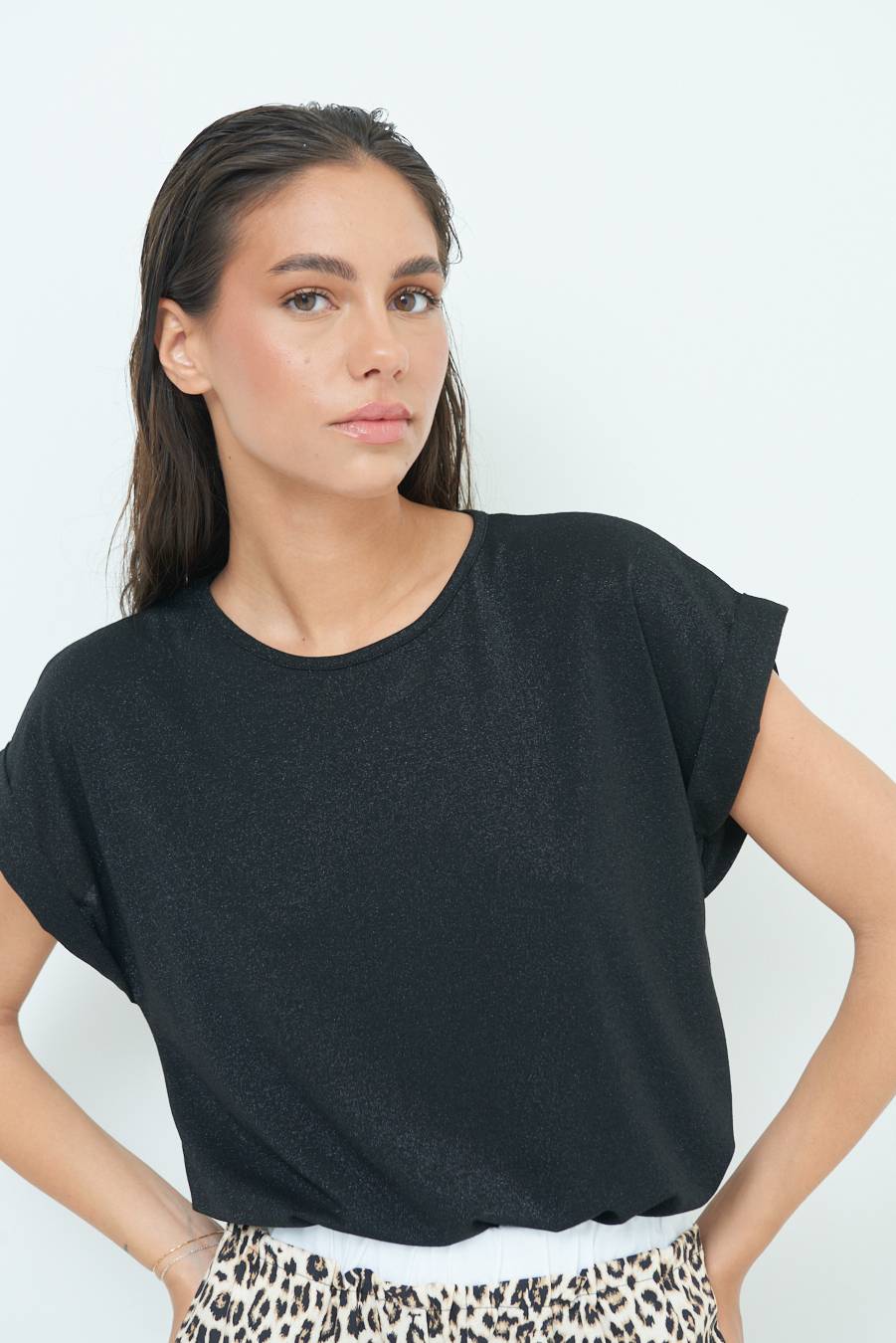 Kikisix T-SHIRT OVER CON RISVOLTO LUREX NERO Consegna Veloce
