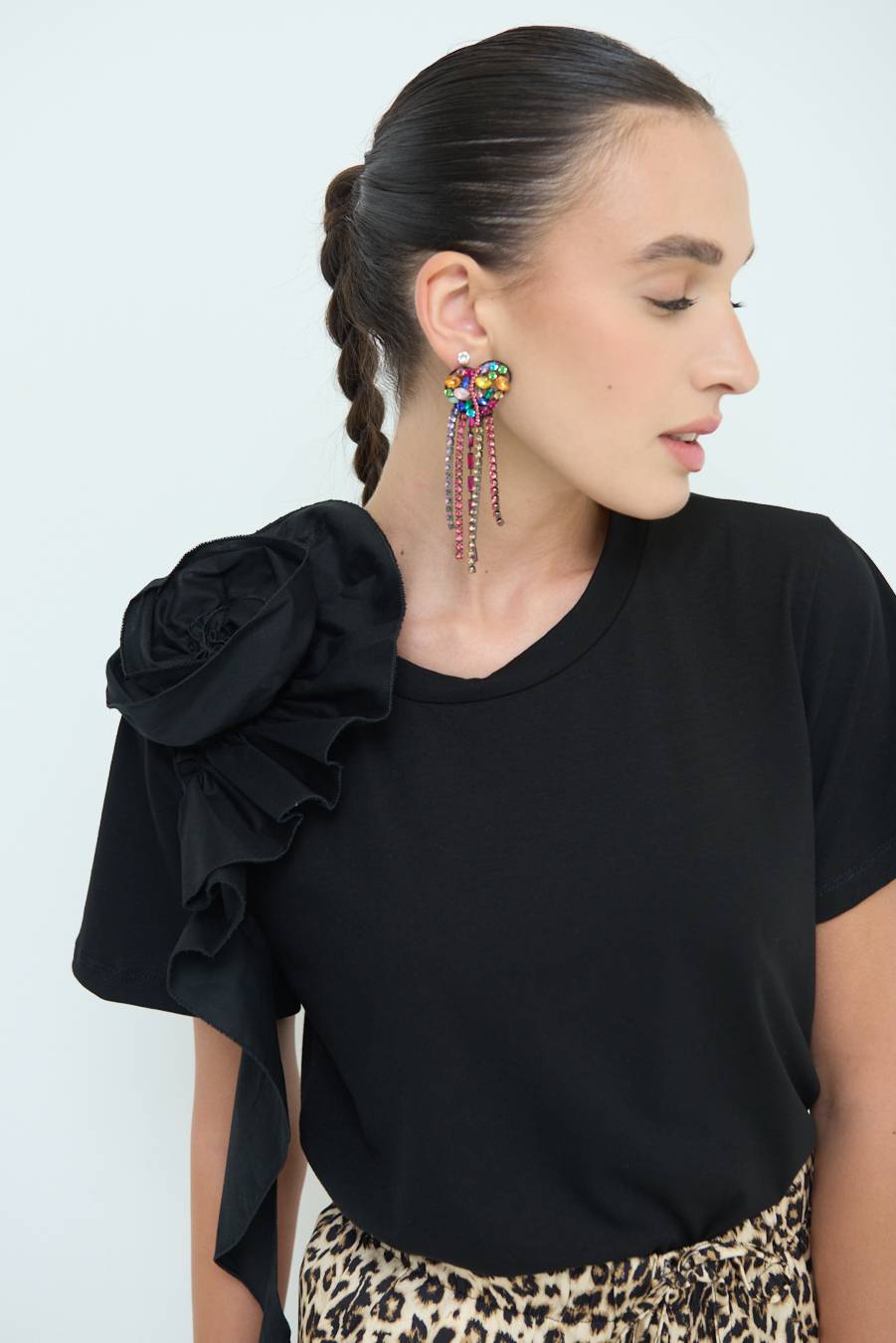 Kikisix T-SHIRT FIORE POPELINE NERO Sconto