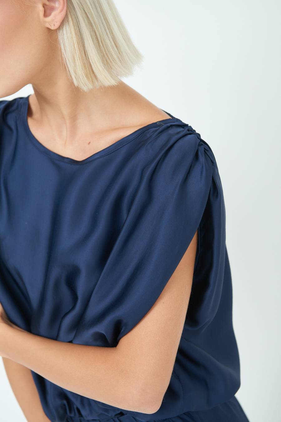 Kikisix TOP CON ELASTICO FONDO SCOLLO BALA BLU Smaltimento dello stoccaggio