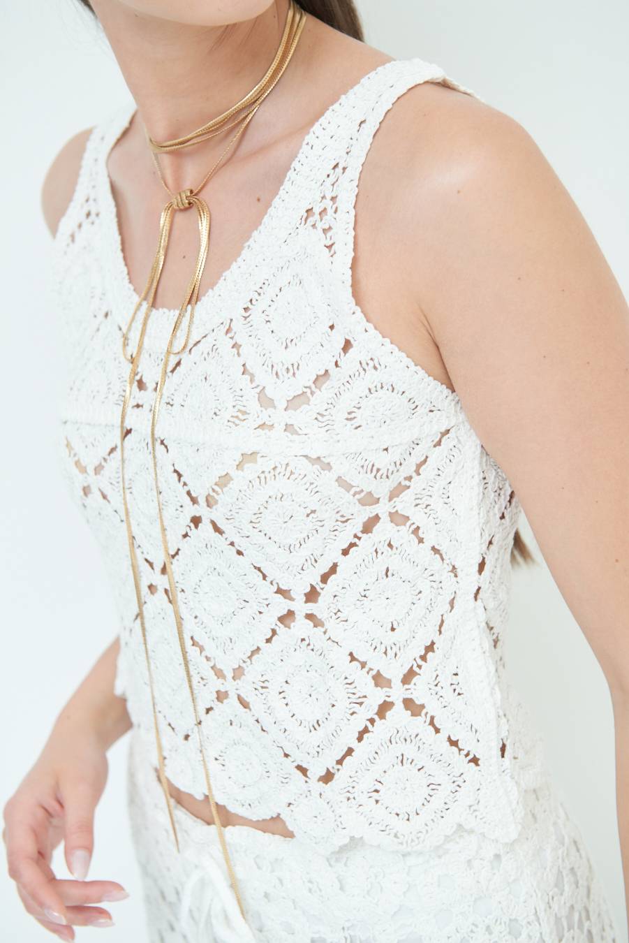 Kikisix TOP CROP MACRAME ROMBI BIANCO 2025