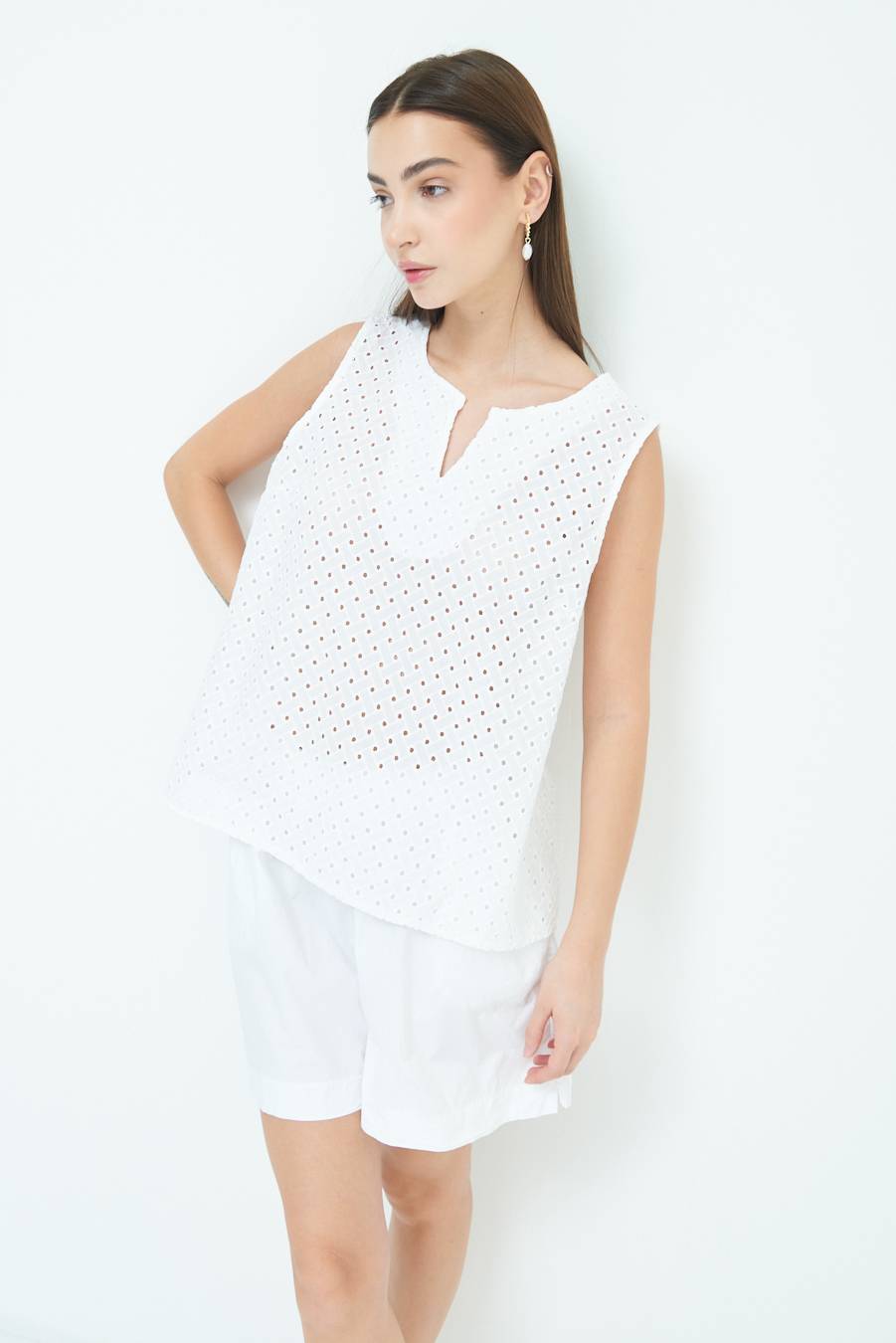 Kikisix TOP SMANICATO SANGALLO BIANCO Soddisfazione Garantita