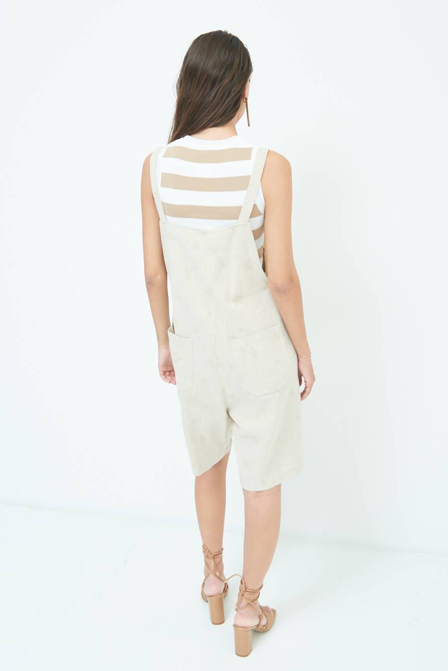 Kikisix SALOPETTE BERMUDA CON STELLE E FULMINI BEIGE Presa