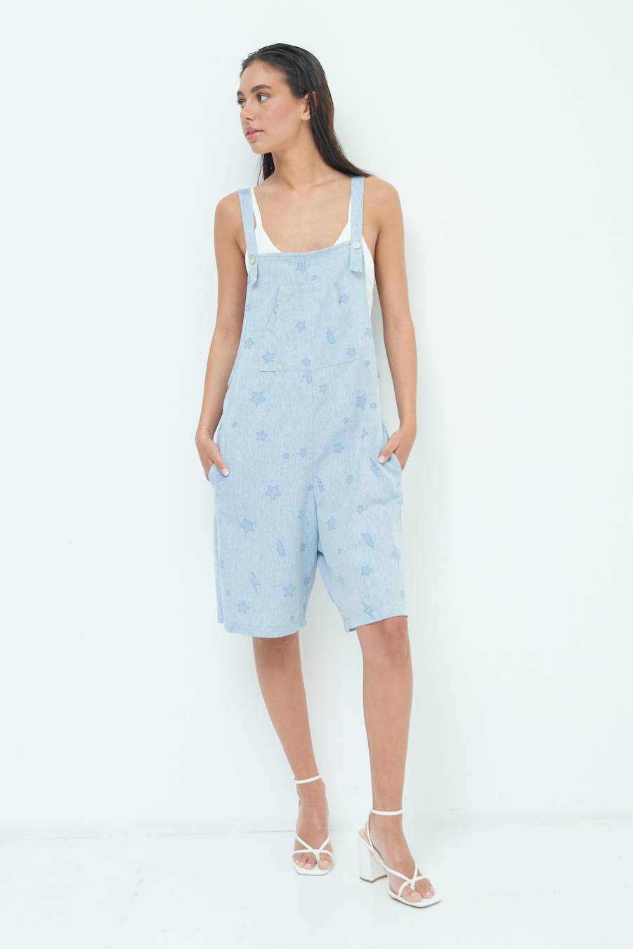 Kikisix SALOPETTE BERMUDA CON STELLE E FULMINI BLU CHIARO Sconto