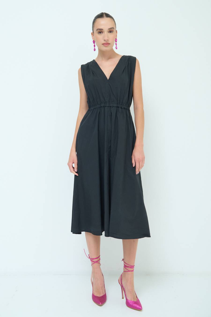 Kikisix ABITO MIDI CON ELASTICO NERO Saldi