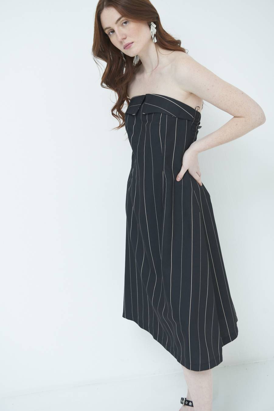 Kikisix ABITO CON RISVOLTO SENO NERO Shopping Online