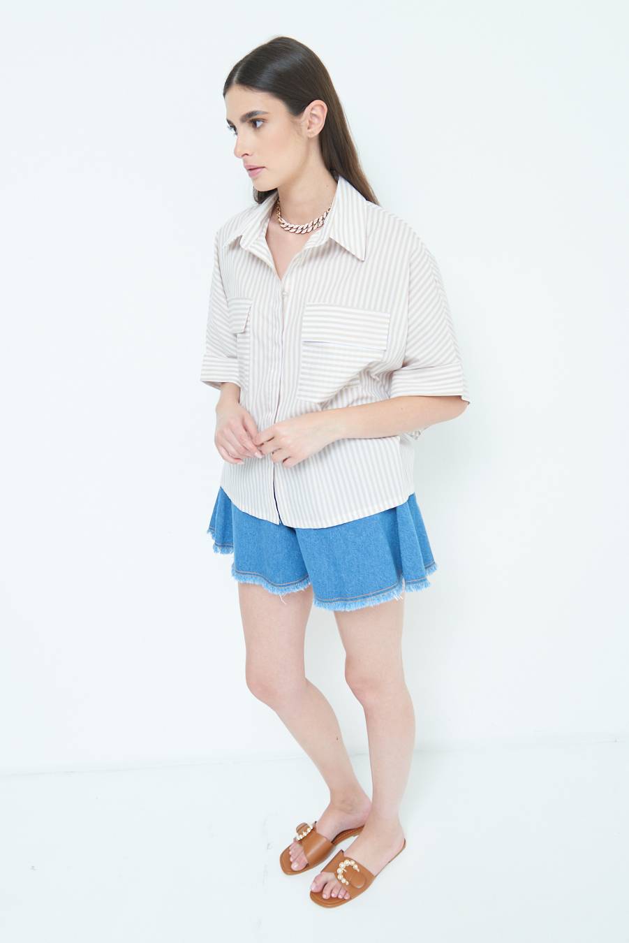 Kikisix CAMICIA OVER CON TASCHEBEIGE In Linea