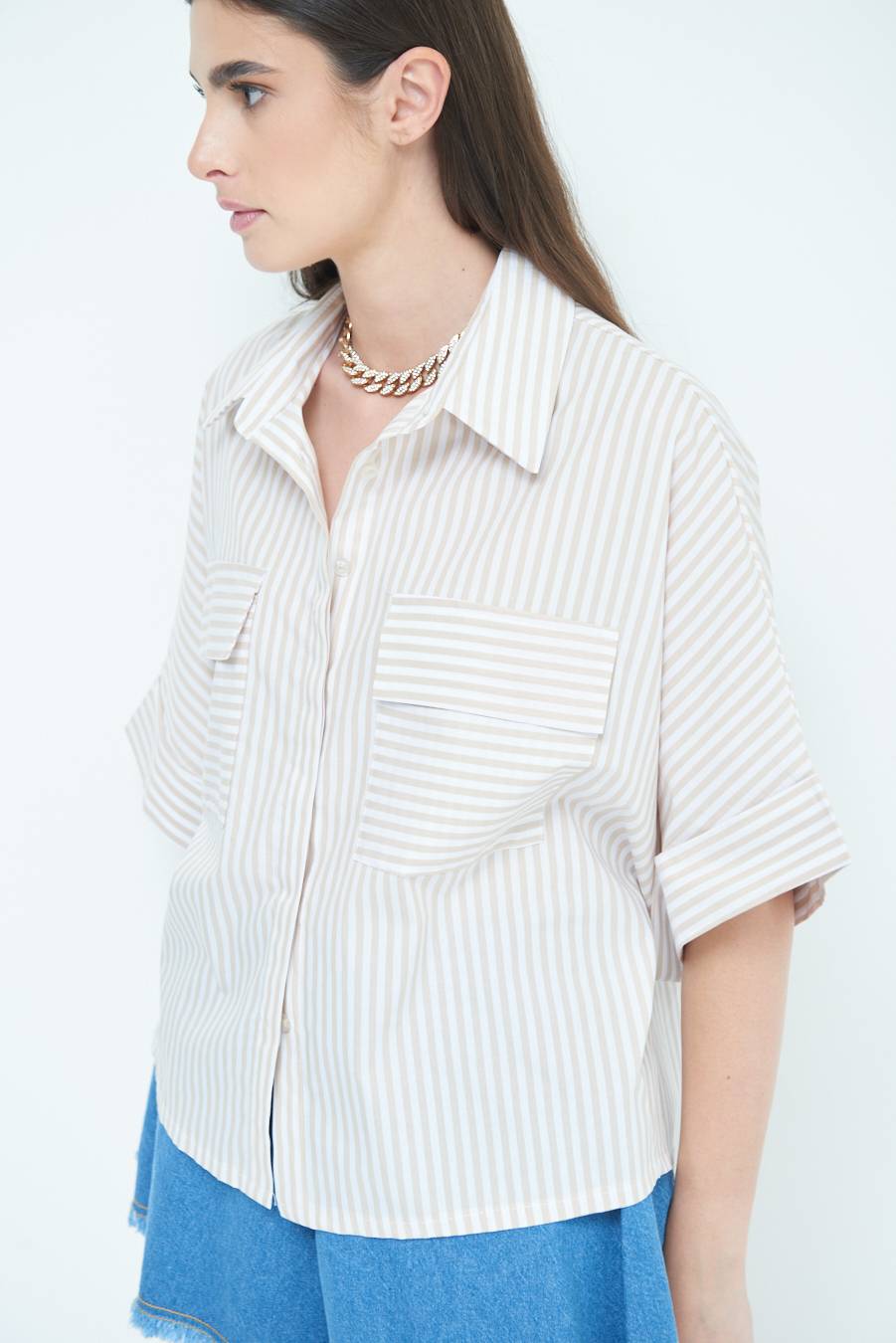 Kikisix CAMICIA OVER CON TASCHEBEIGE In Linea