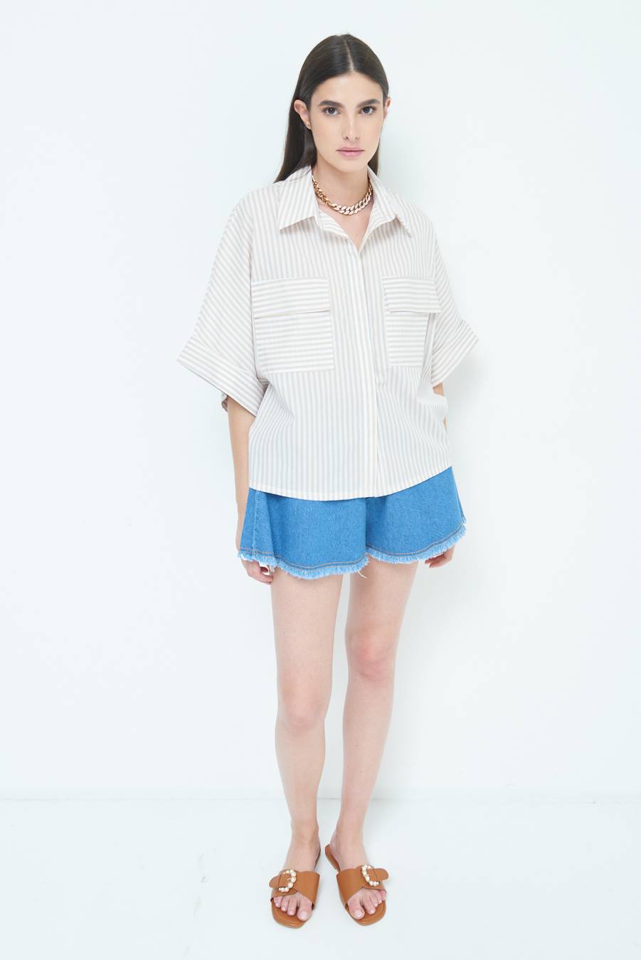 Kikisix CAMICIA OVER CON TASCHEBEIGE In Linea