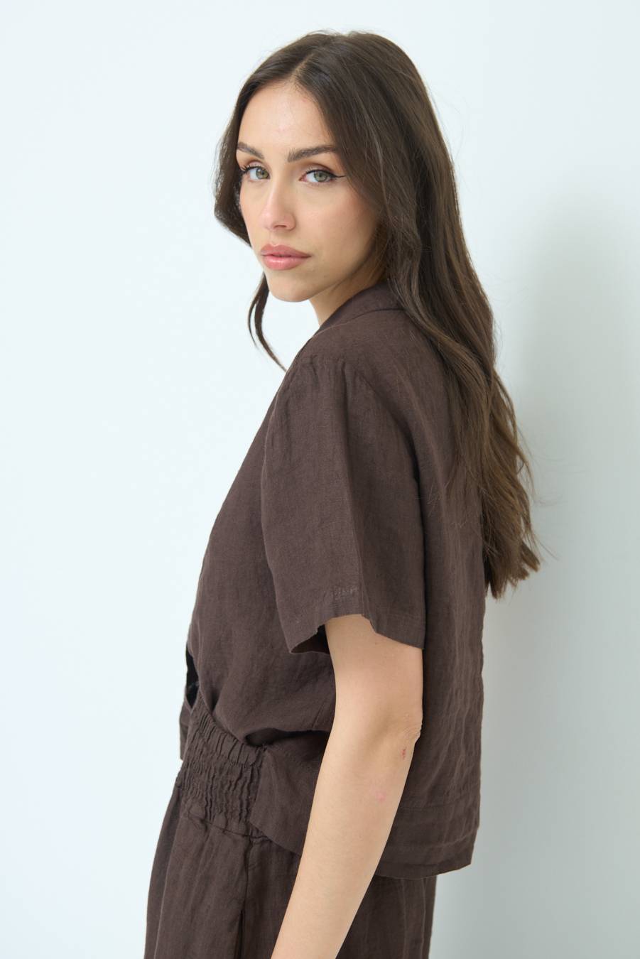Kikisix CAMICIA LINO MEZZA MANICA CIOCCOLATO Soddisfazione Garantita