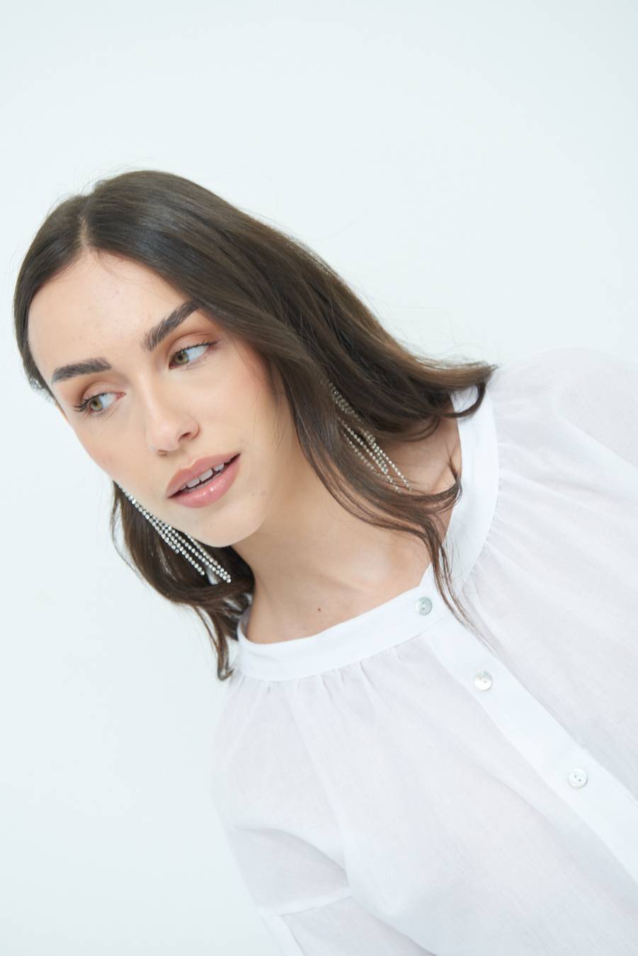 Kikisix CAMICIA SCOLLO INCRESPATO COTONE BIANCO Presa