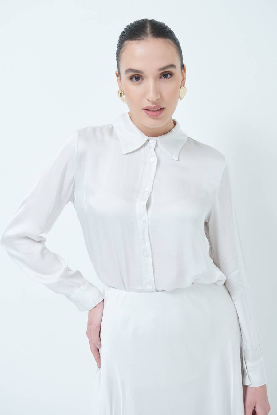 Kikisix CAMICIA RASO VISCOSA BEIGE In Vendita