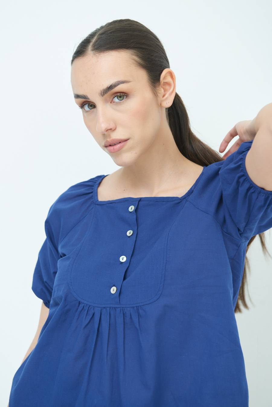 Kikisix CAMICIA CON BOTTONCINI DAV. COTONE BLU Qualità Garantita