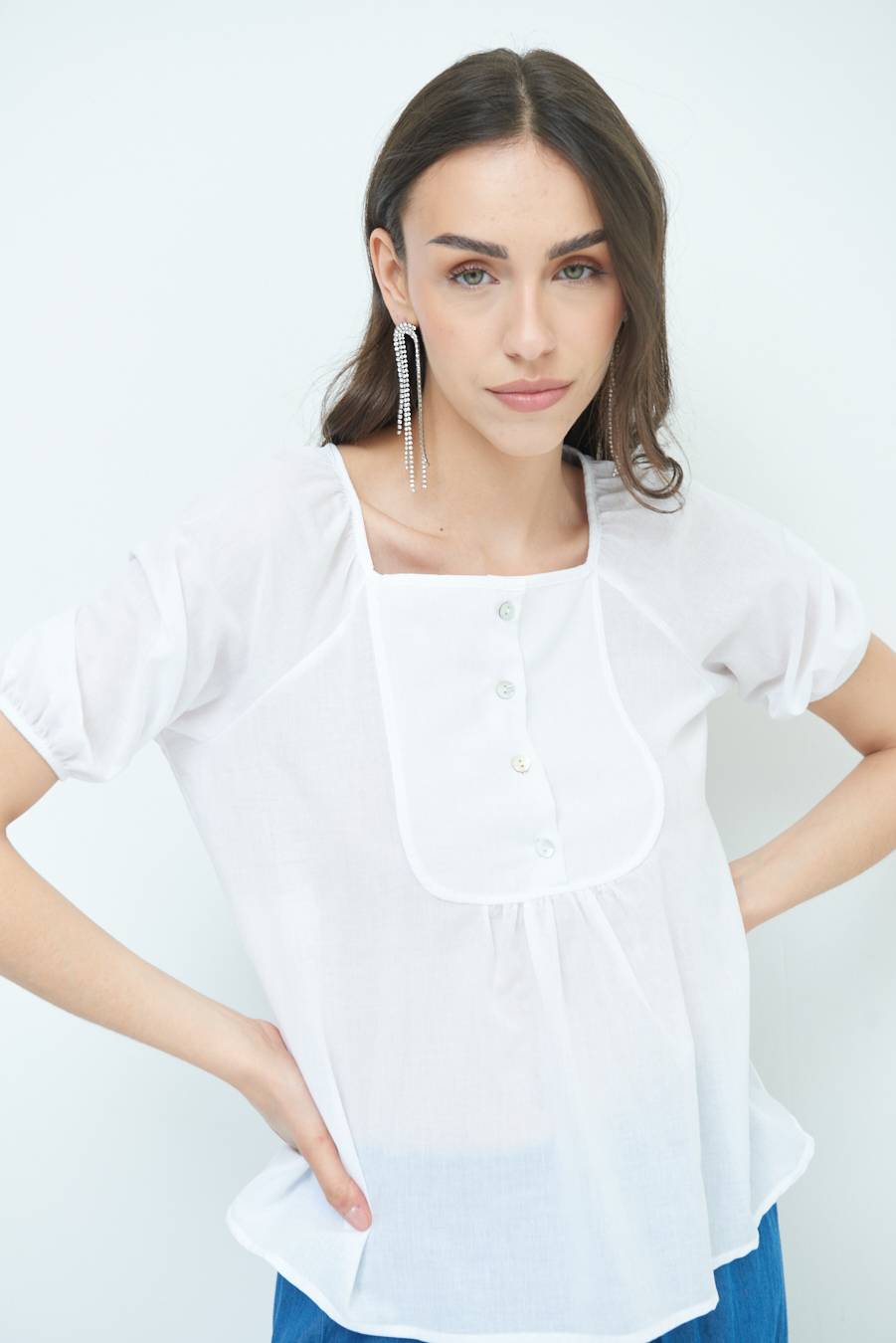 Kikisix CAMICIA CON BOTTONCINI DAV. COTONE BIANCO Negozi Online
