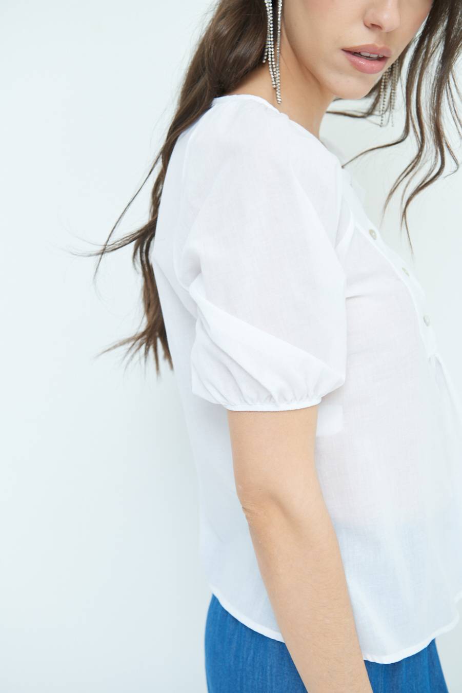 Kikisix CAMICIA CON BOTTONCINI DAV. COTONE BIANCO Negozi Online