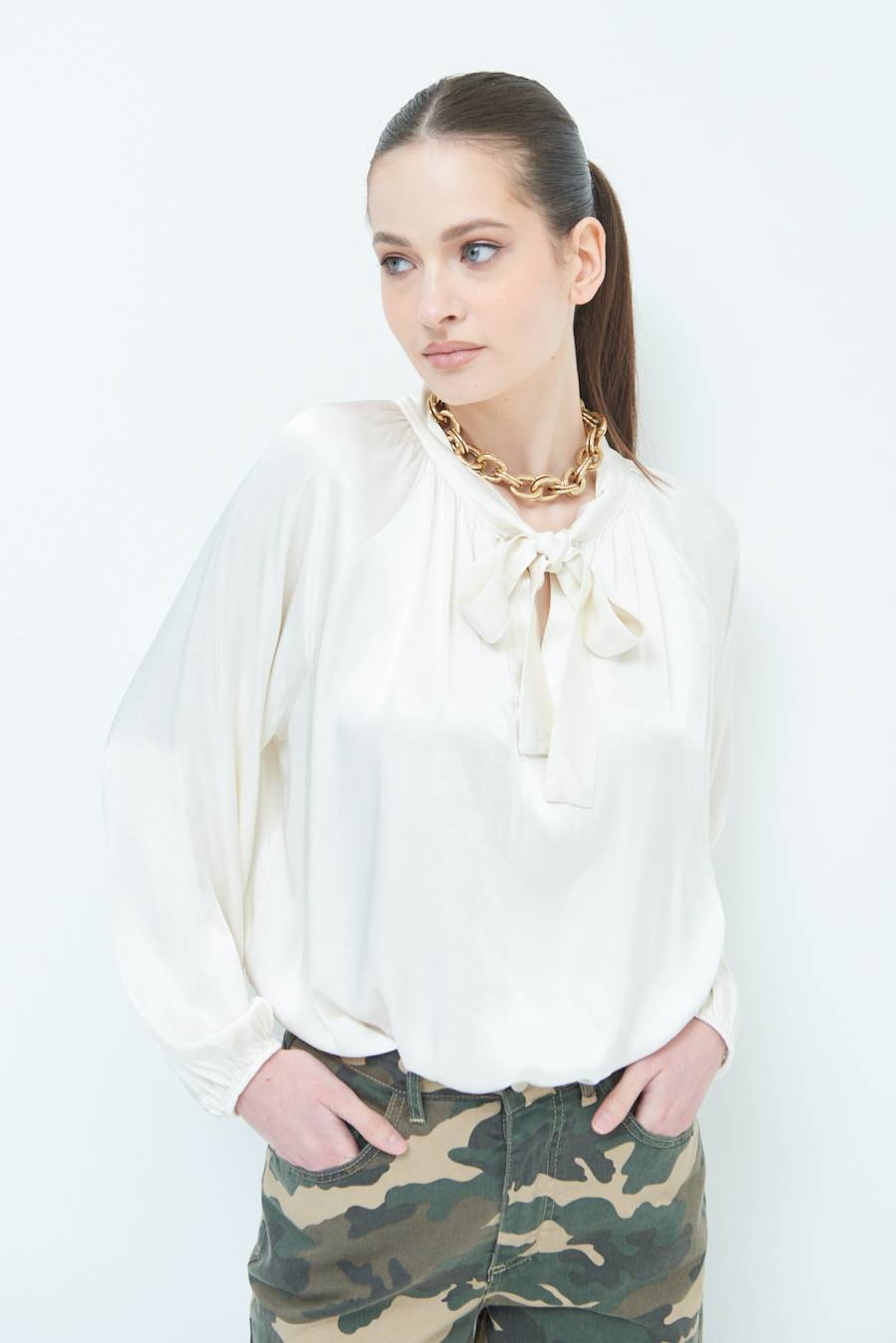 Kikisix CASACCA RASO VISCOSA FIOCCO/CRAVATTA BURRO Fino Al -60%