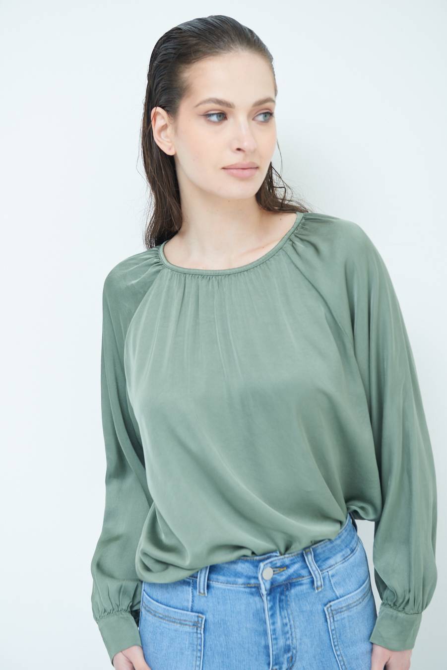 Kikisix CASACCA RASO VISCOSA INCRESPATA COLLO MILITARE Prezzo Ridotto