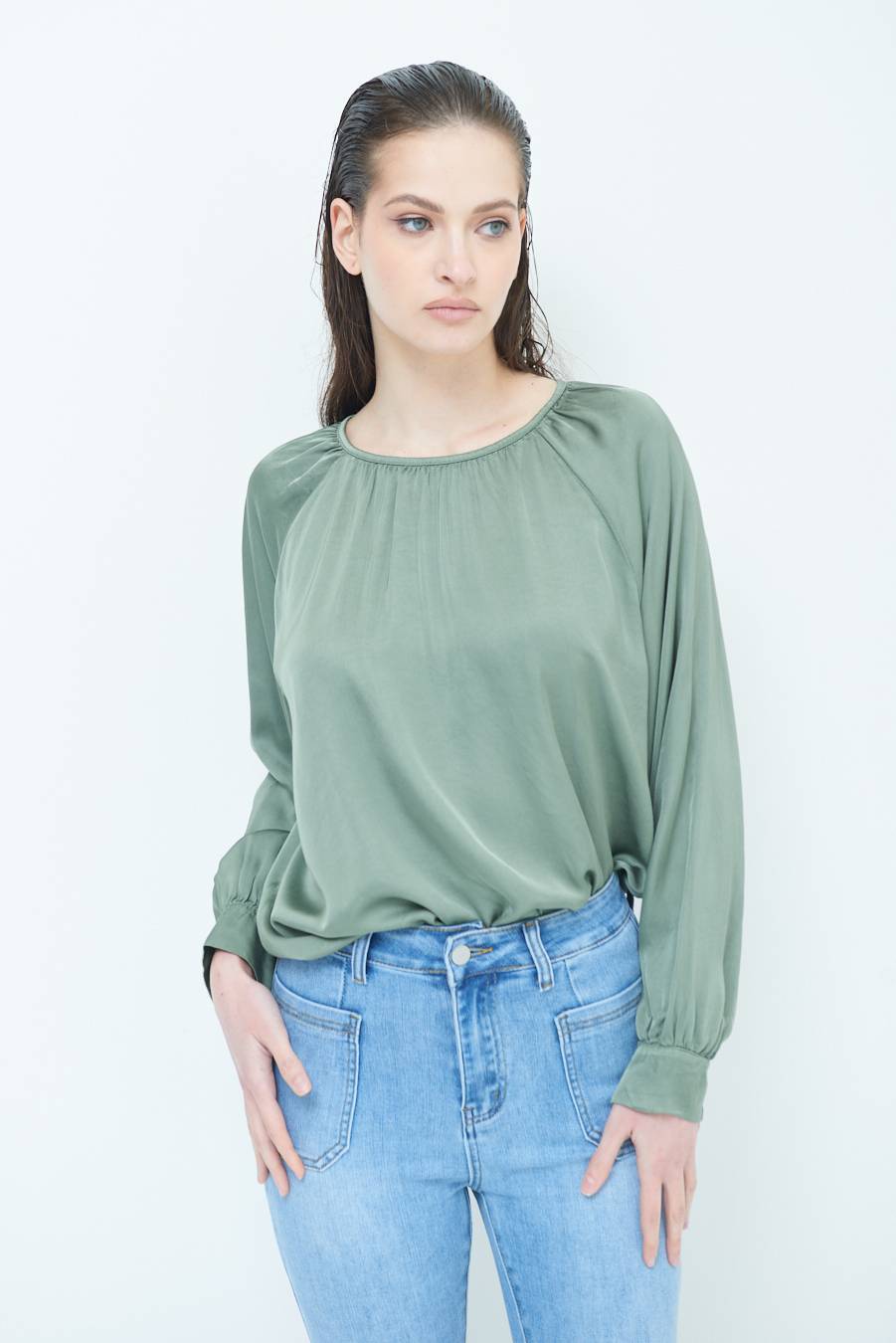 Kikisix CASACCA RASO VISCOSA INCRESPATA COLLO MILITARE Prezzo Ridotto